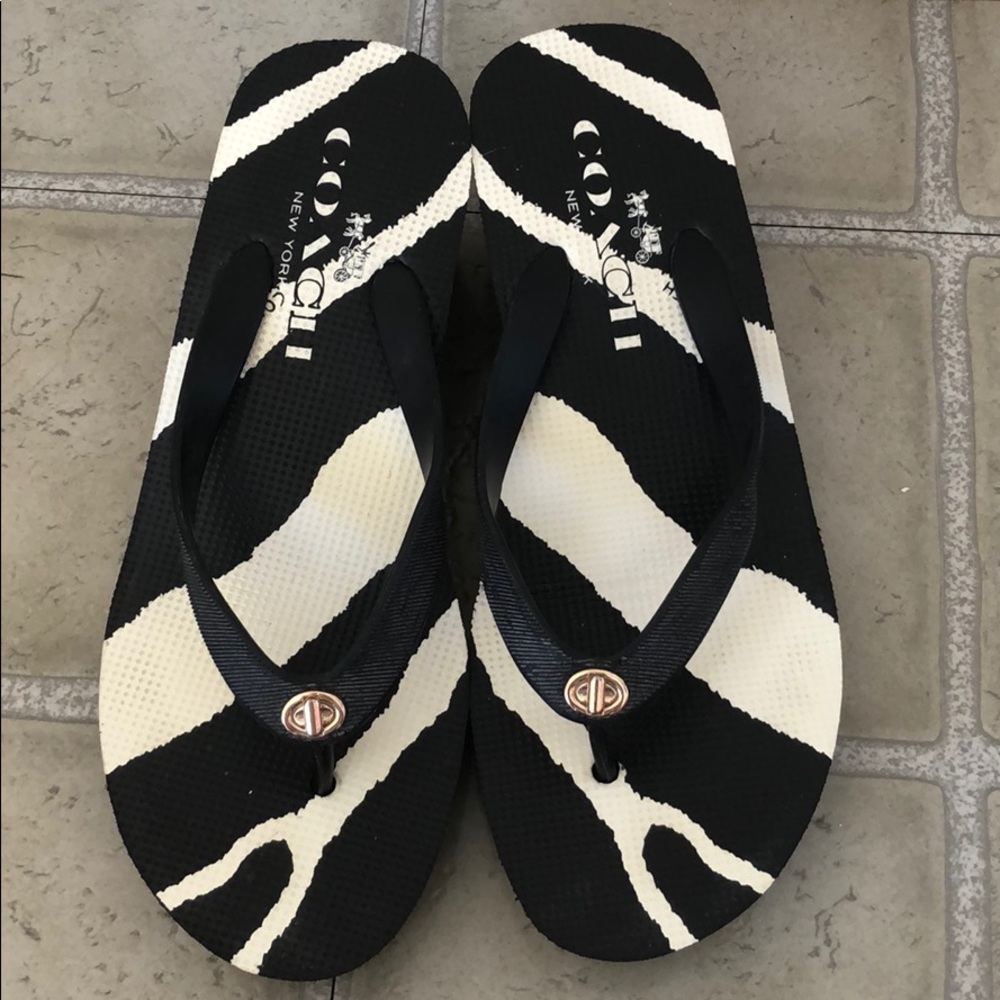 Coach rubber flip flops